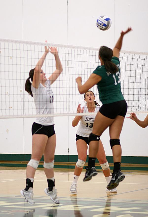Volleyball looks to find stride in first stretch of new era - Pipe Dream